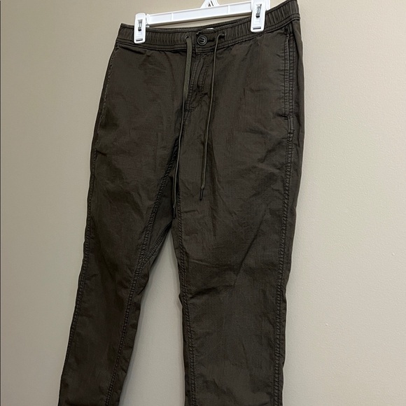 Distillery Dark Olive Cargo Pants Size M - Picture 8 of 9
